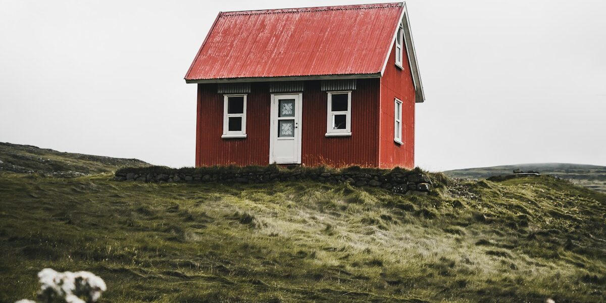 Are Log Cabins Rustic? Style Breakdown